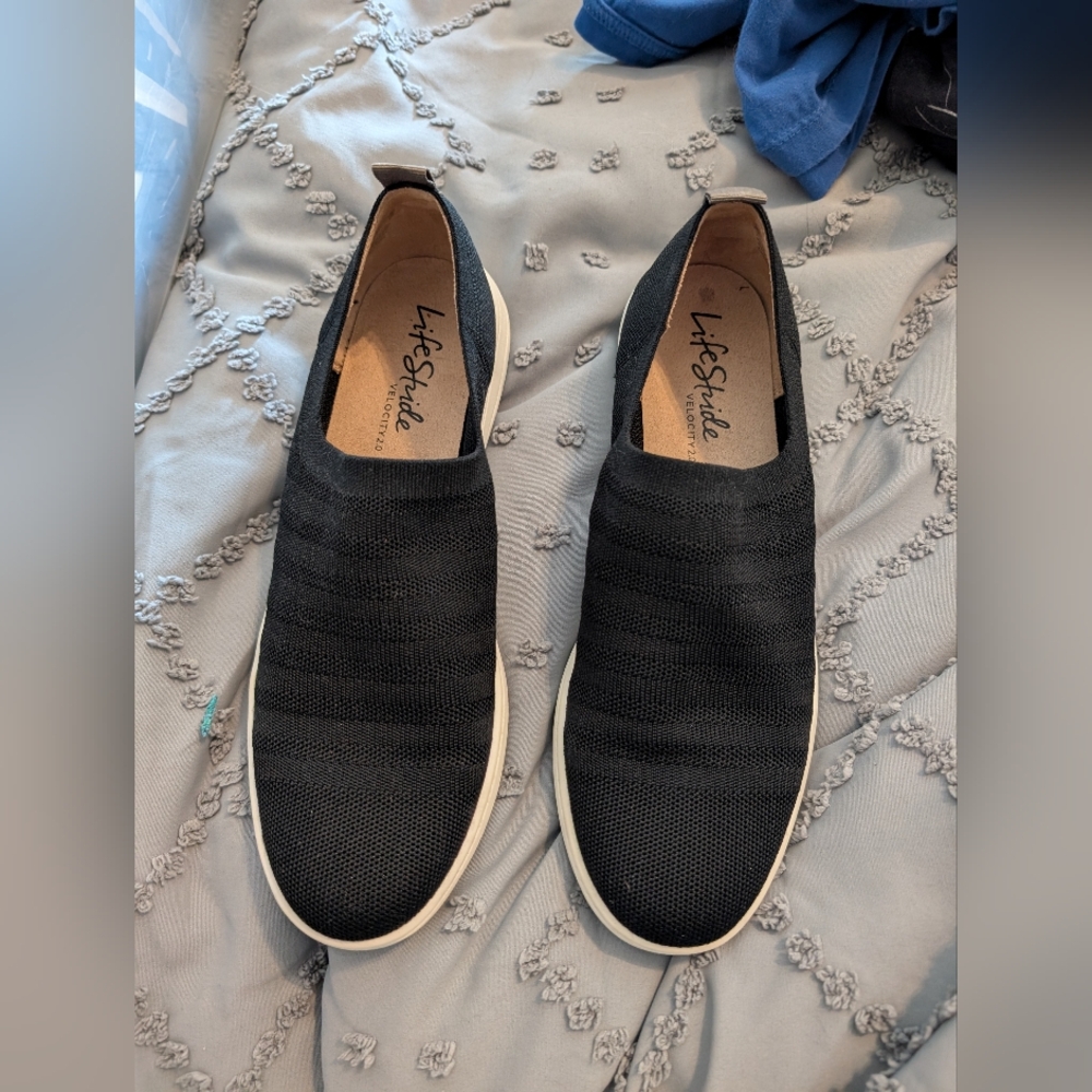 Life Stride Women's Black Slip-On Shoes